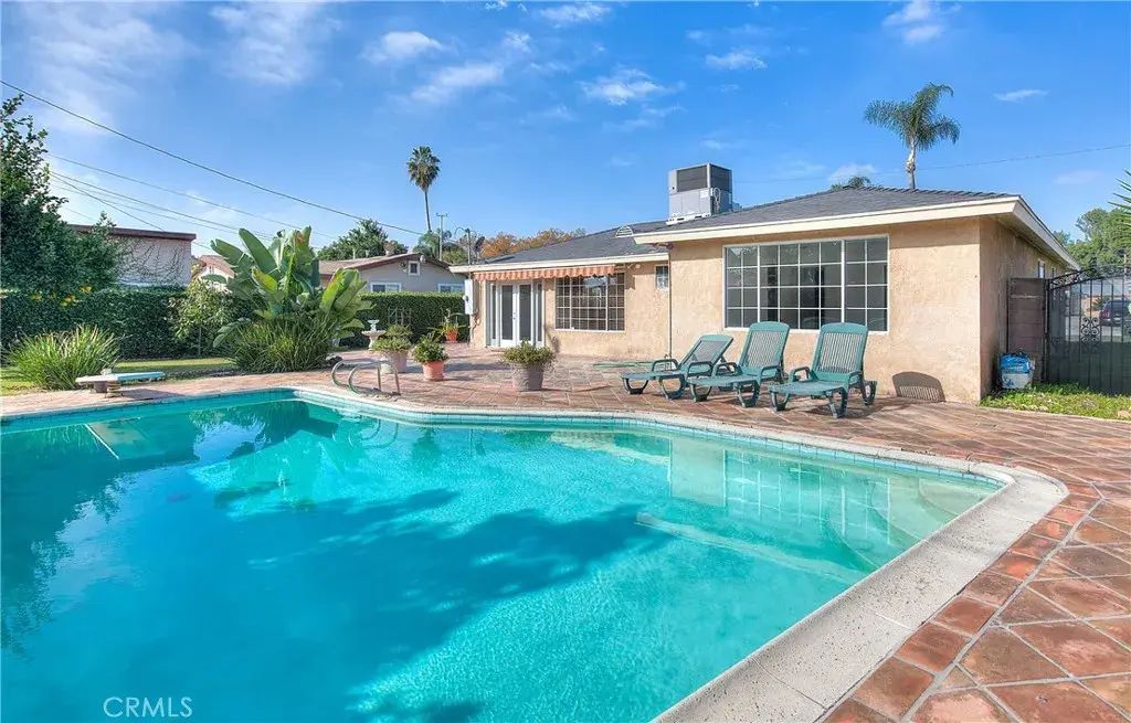 1510 Ardilla, La Puente