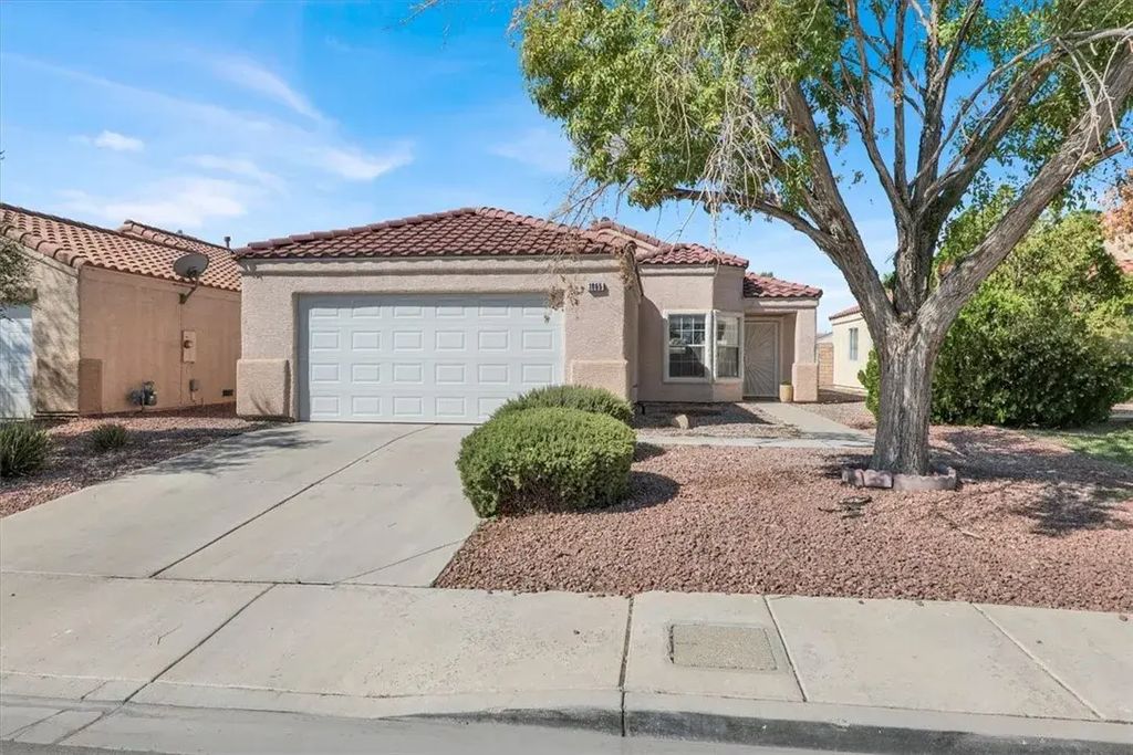 1065 Blue Sands Court, Henderson
