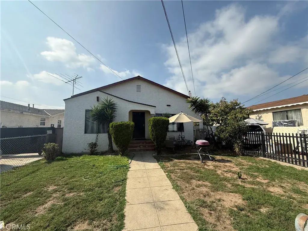 1057 N Neptune, Wilmington