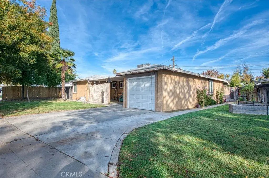 2407 Ashcroft Court, Fresno