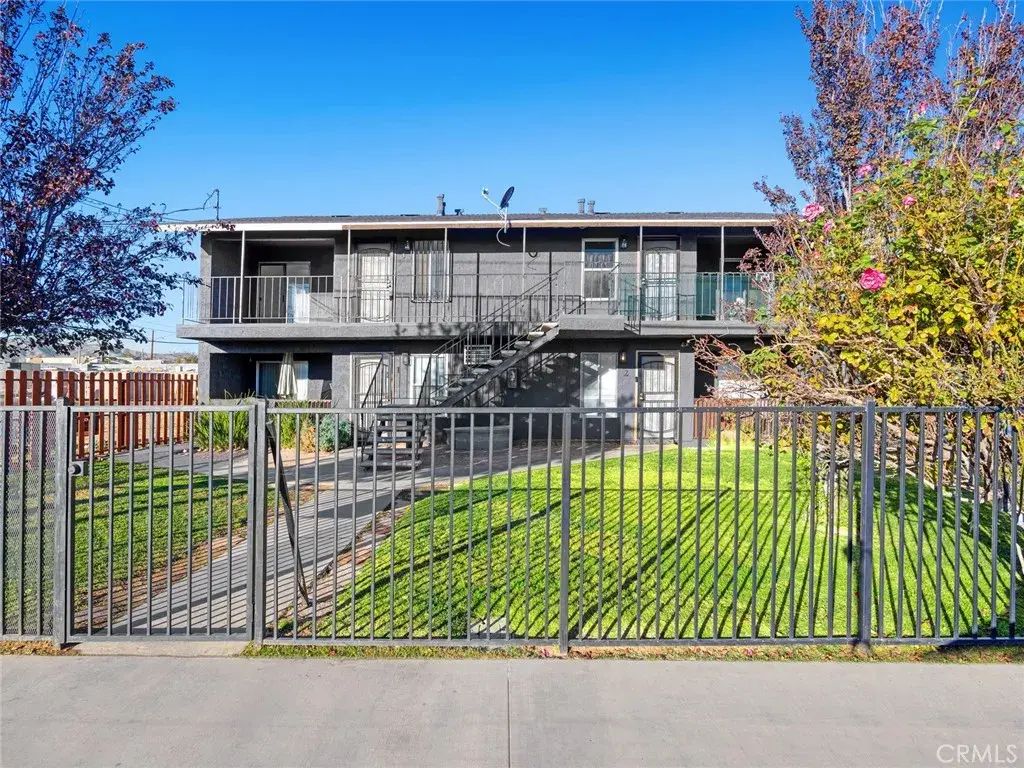 38423 10th Place East 3, Palmdale