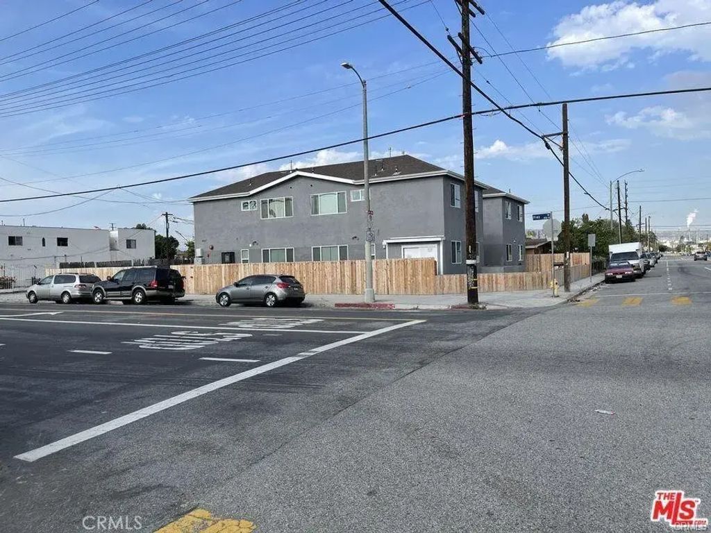 437 N Fries Avenue 1, Wilmington