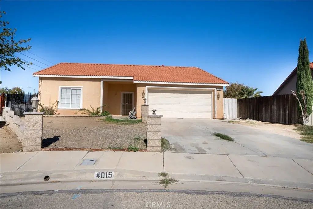 4015 Triton, Palmdale
