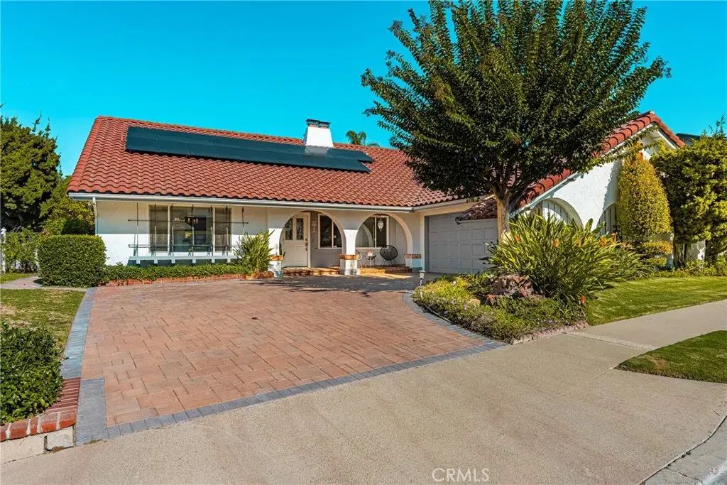 2821 E Echo Hill Way, Orange