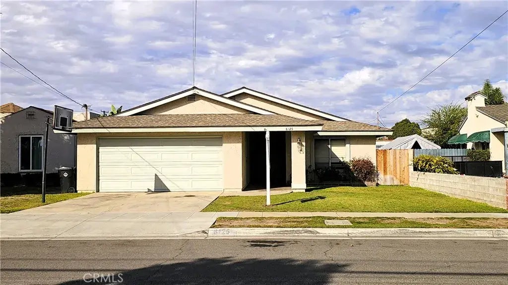 8125 Roosevelt, Midway City