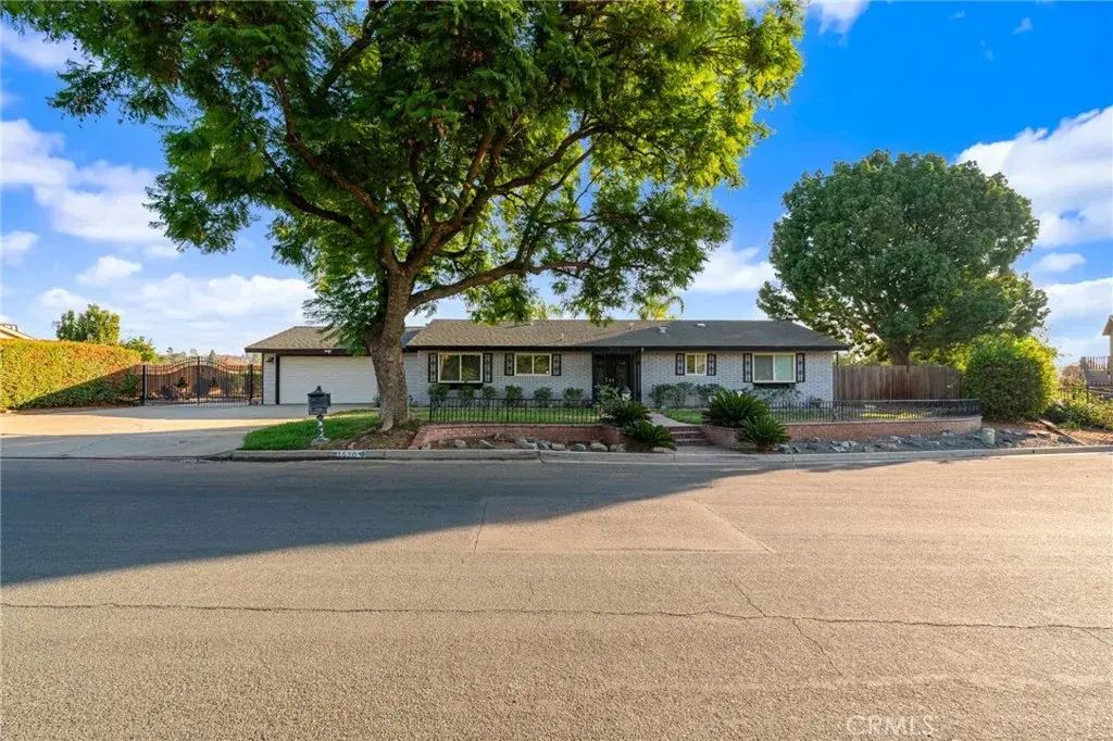 1520 Highridge, Riverside