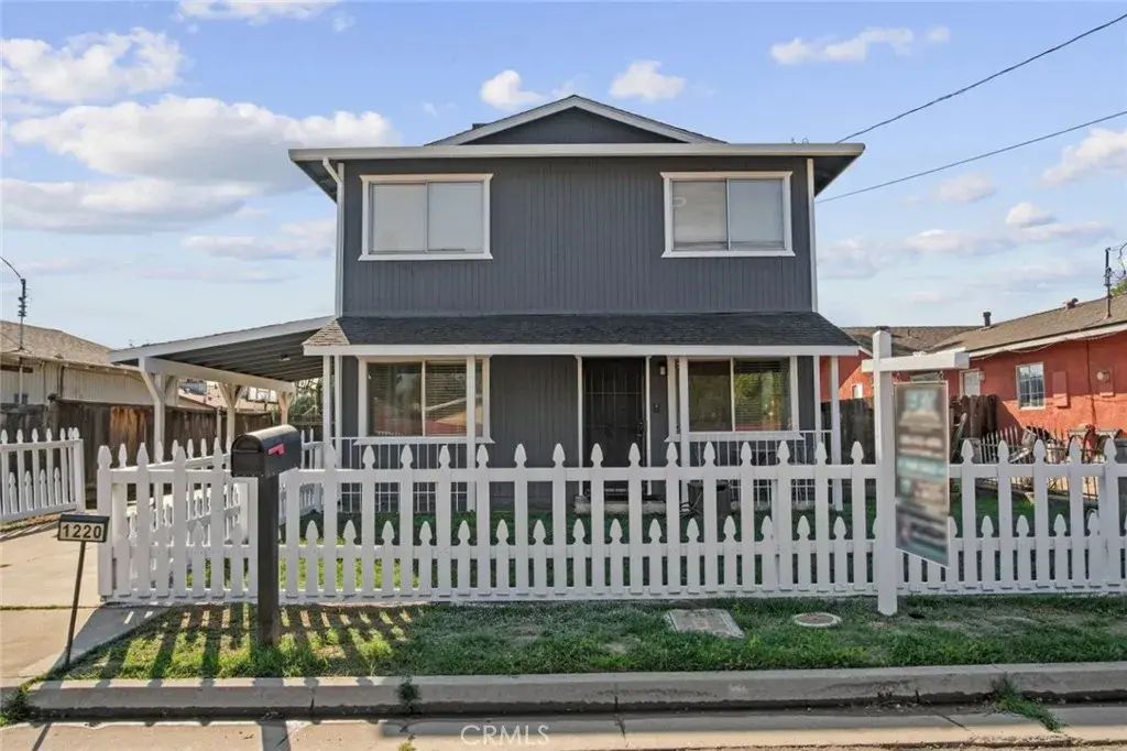1220 Fig Avenue, Merced