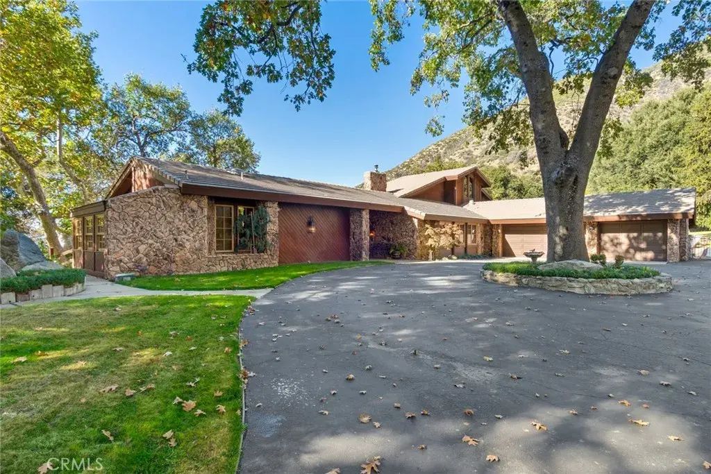 39292 Oak Glen Road, Oak Glen