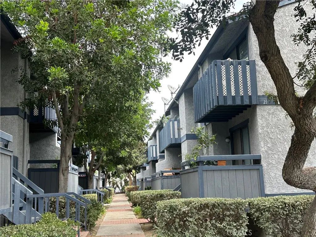 10451 Mulhall Street 25, El Monte