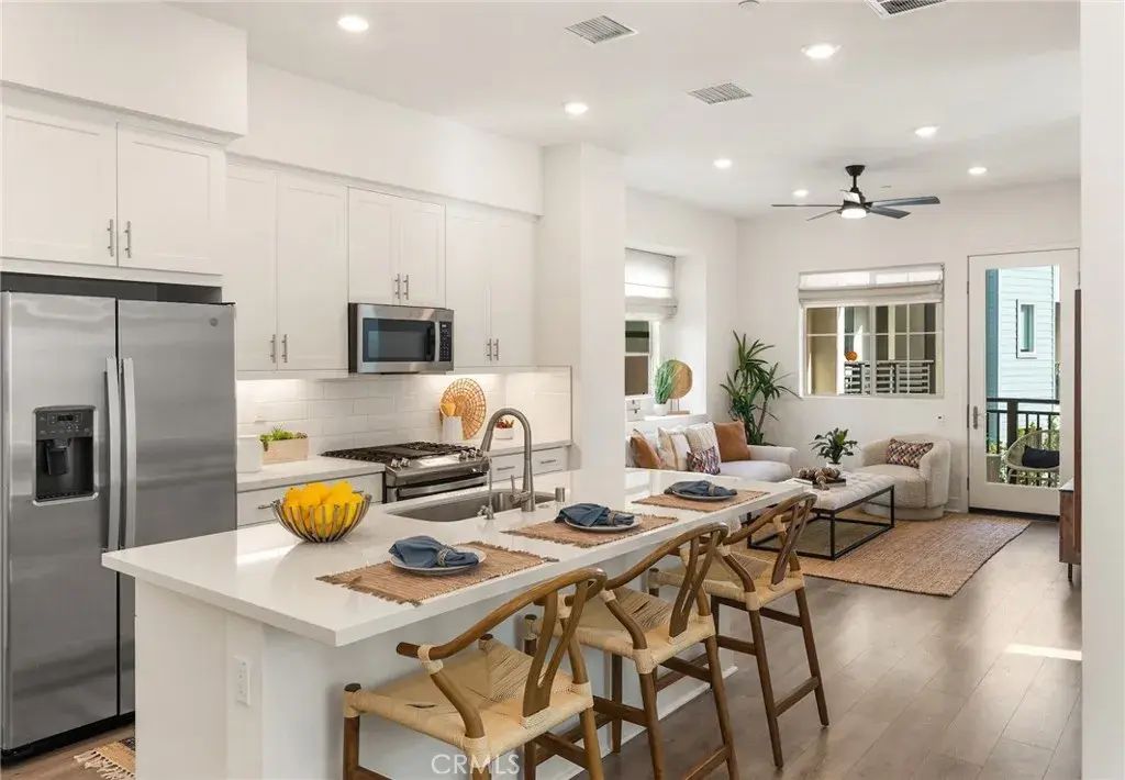 1643 Saratoga Lane, San Pedro