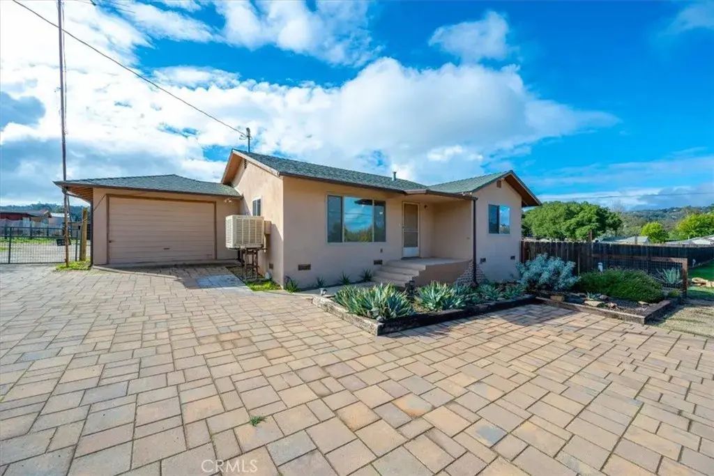 8390 San Gabriel, Atascadero