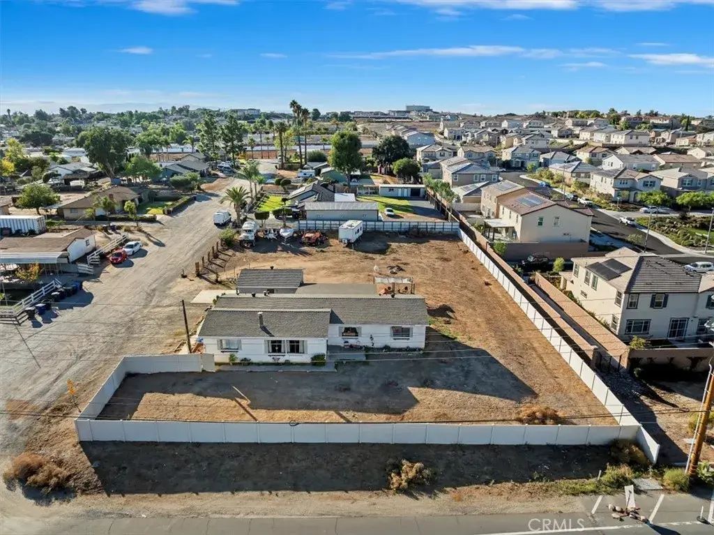 16915 Wood Road, Riverside