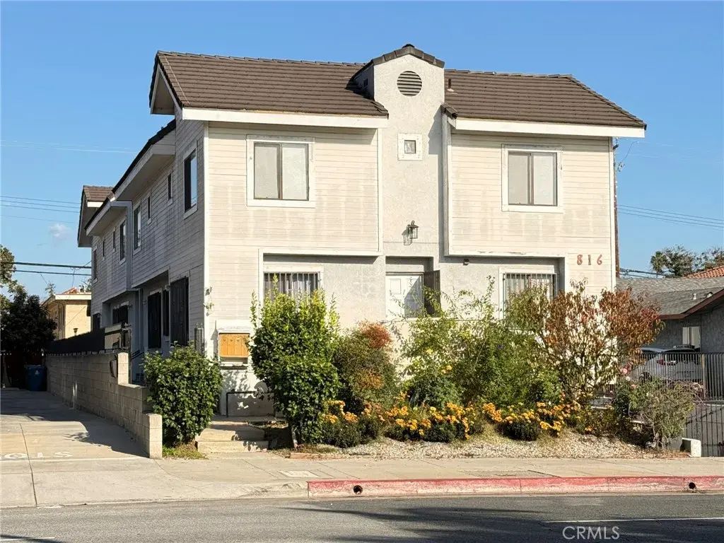 816 N Garfield B, Alhambra