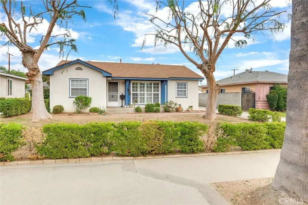 1146 N Azusa, Azusa