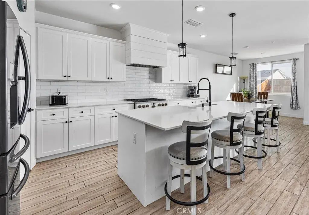3110 Plaza Pines, Shafter