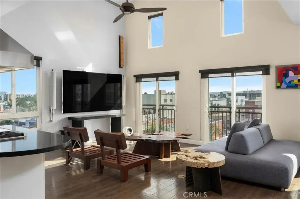 28 N 3rd Street, Alhambra