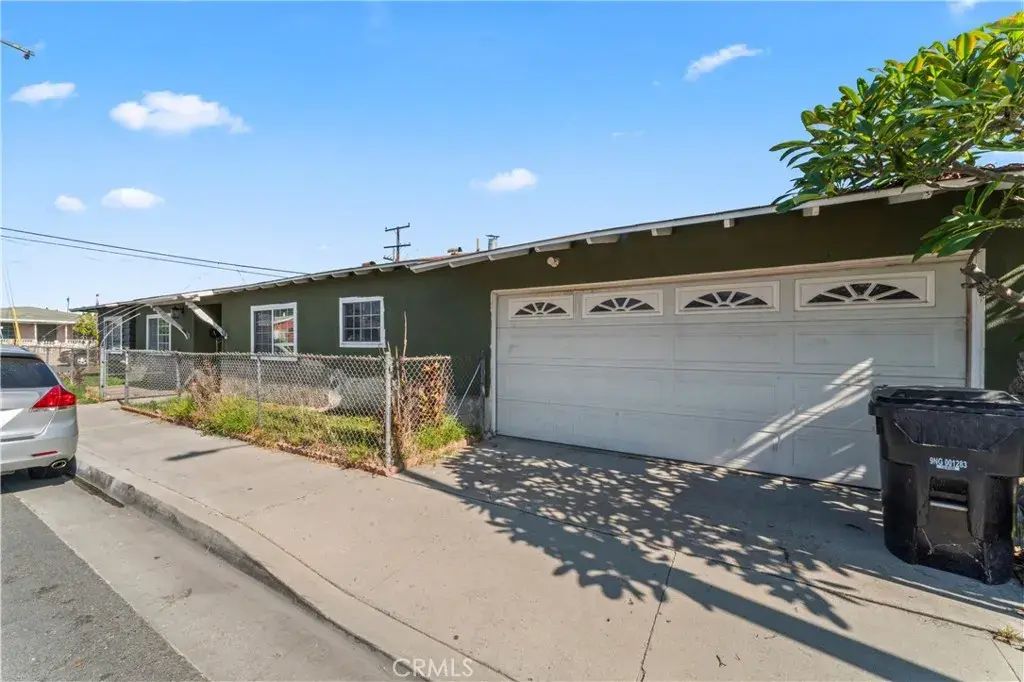 16004 Clarkdale, Norwalk