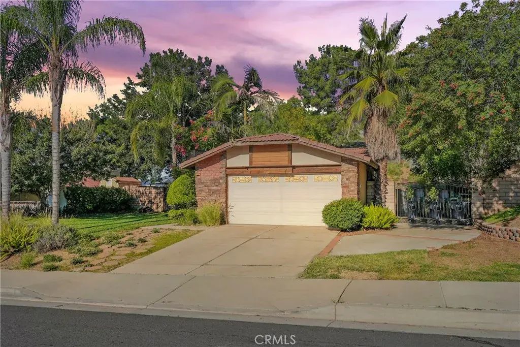 21931 Winding, Moreno Valley