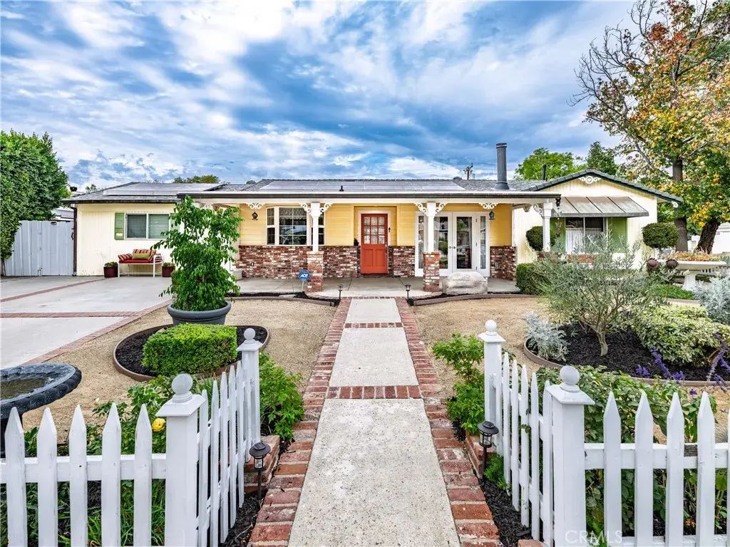 1389 Calle Durazno, Thousand Oaks