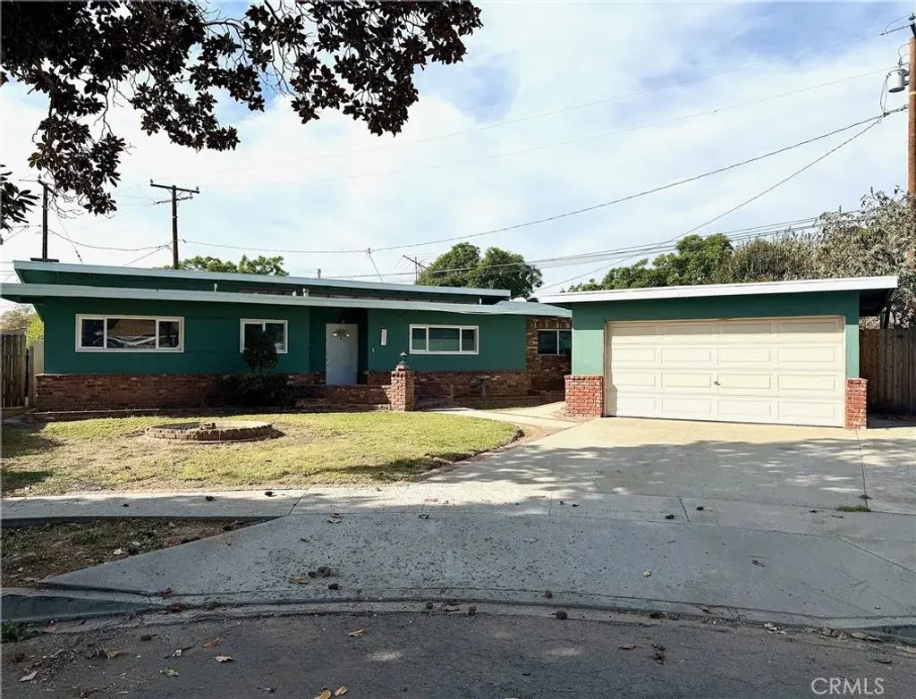 10607 La Alba Drive, Whittier