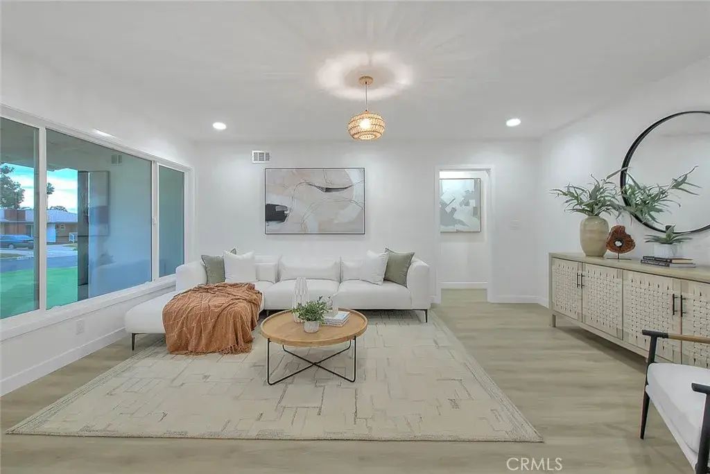 5503 Mesagrove, Whittier