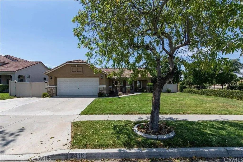 2416 Notre Dame Way, Corona