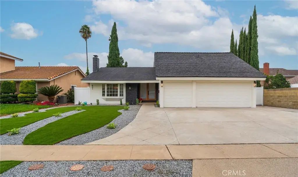 431 Devonshire, Brea