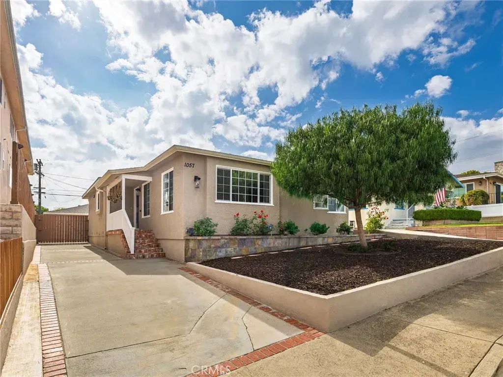 1057 W 13th, San Pedro