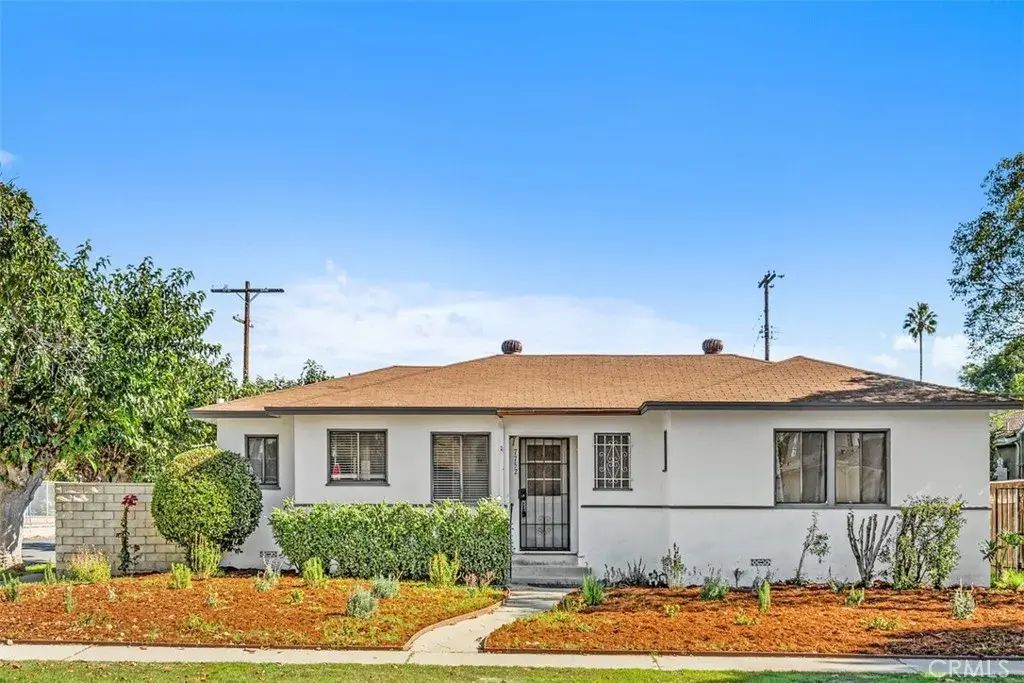 7752 Wish, Lake Balboa