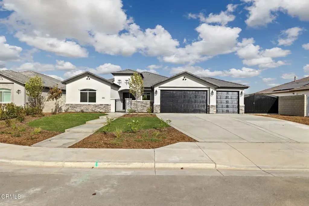 8806 Roverton Court, Bakersfield