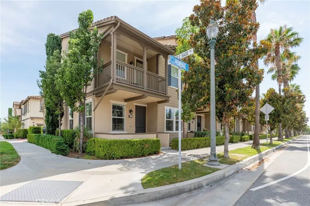 816 E Promenade A, Azusa