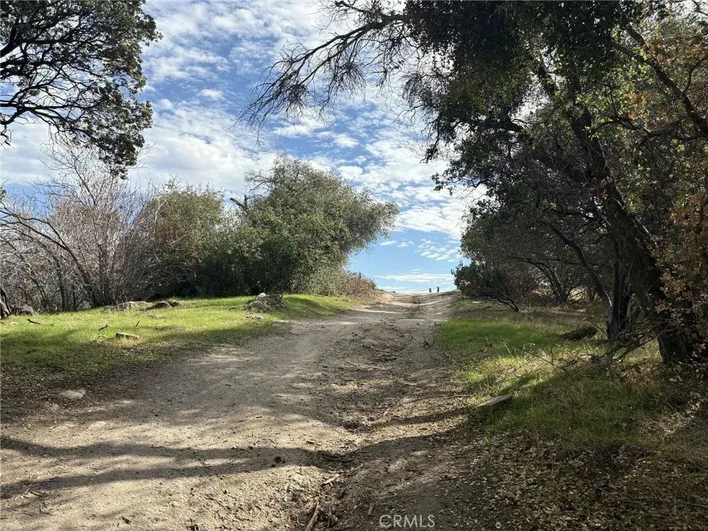 38699 Road 600, Raymond