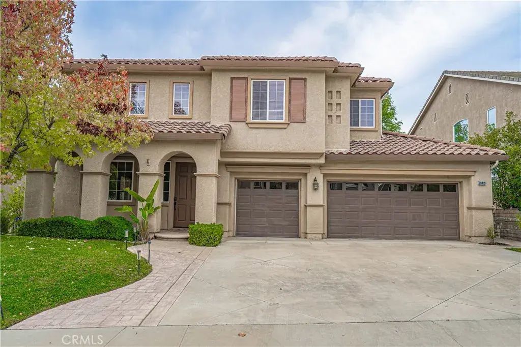 28419 Hidden Hills Drive, Saugus