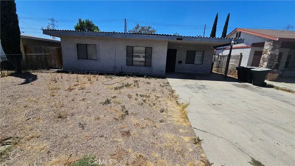 1541 Rialto, Colton