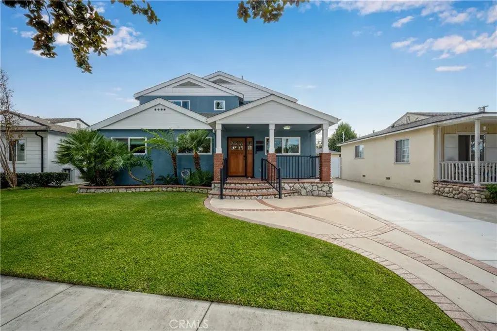 4338 Johanna Avenue, Lakewood