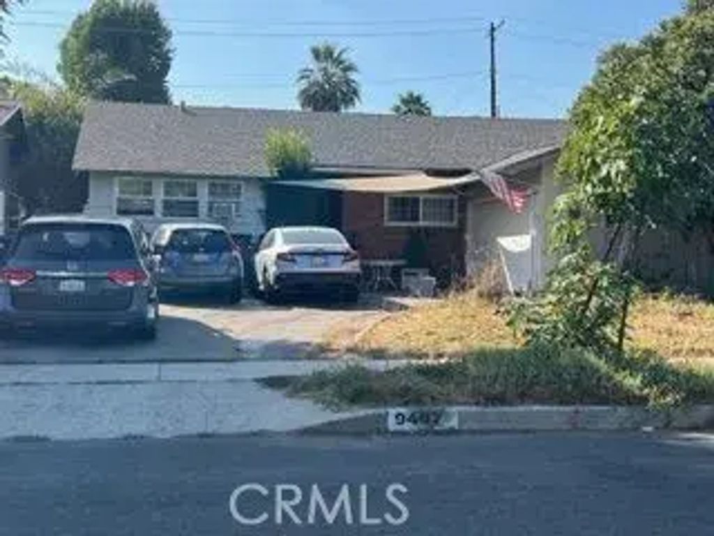 9407 Collett, North Hills