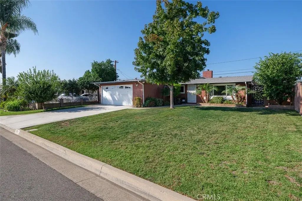 1391 N Fenimore, Covina