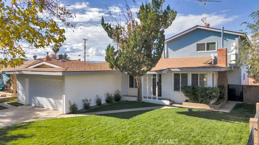 44321 4th Street East, Lancaster