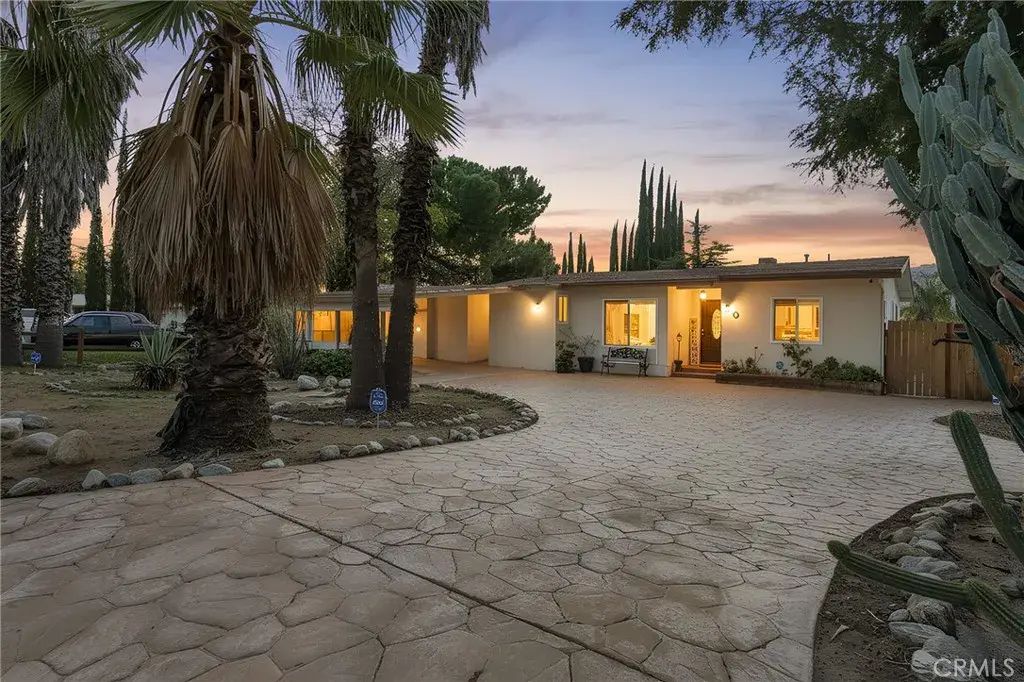80 E Theodore, Banning