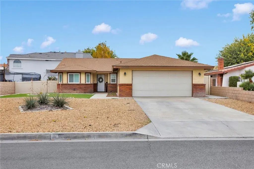 12566 Fairway, Victorville