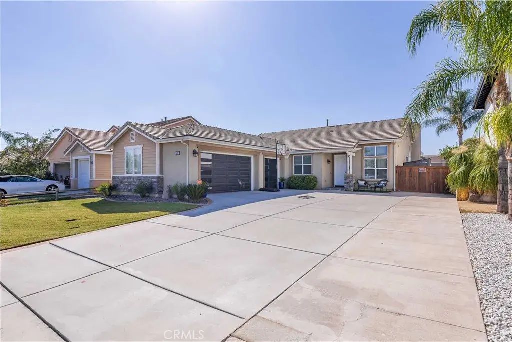 25897 Night Shade St, Menifee