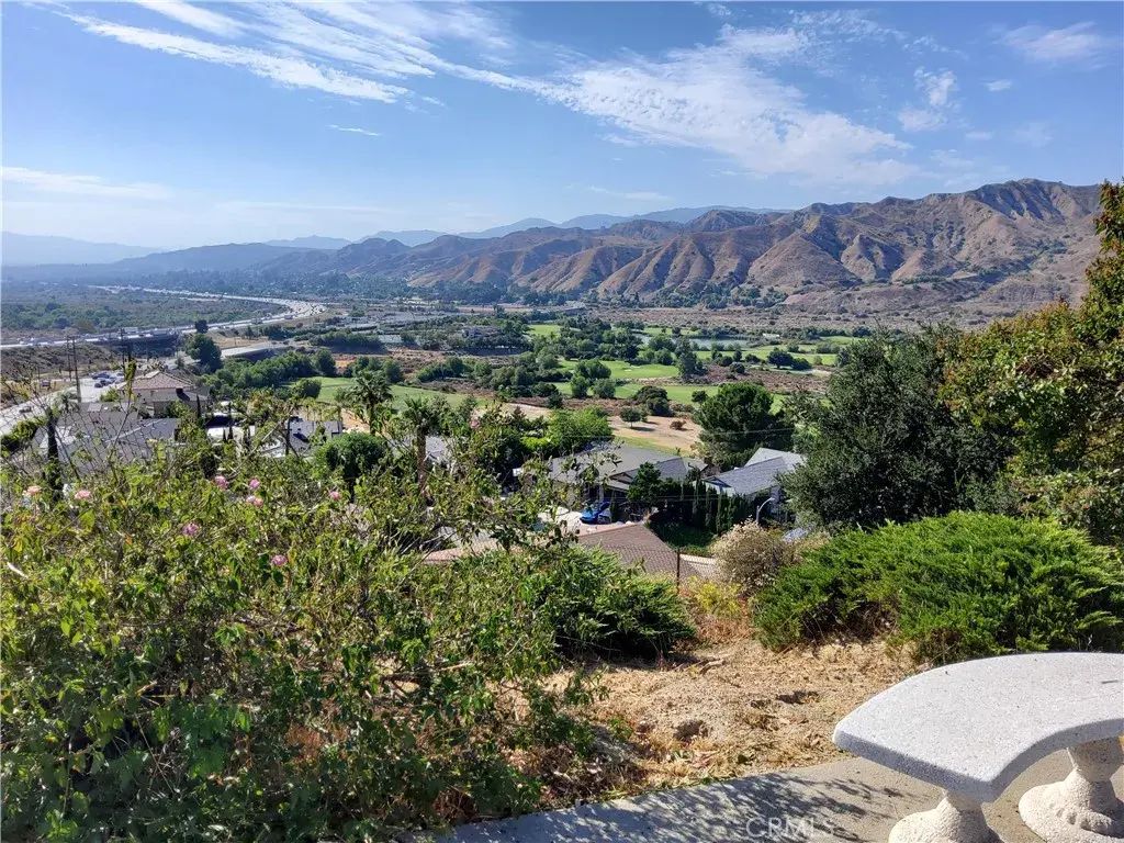 9050 Mulberry Drive, Sunland