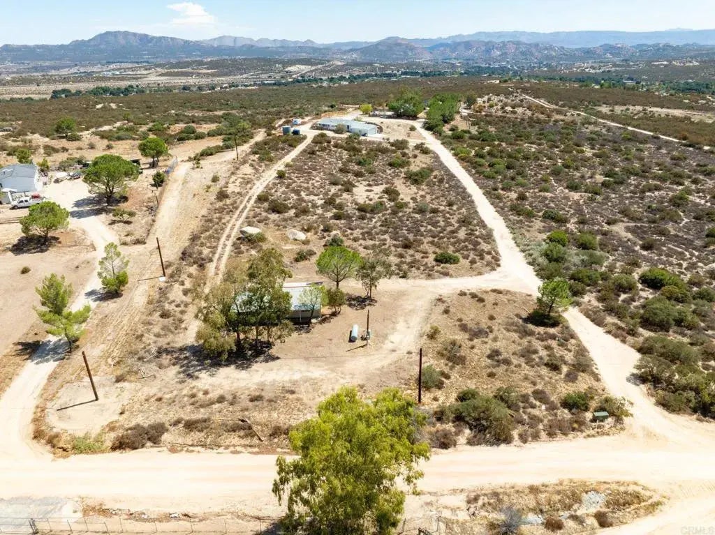 2415 Angel Drive, Boulevard