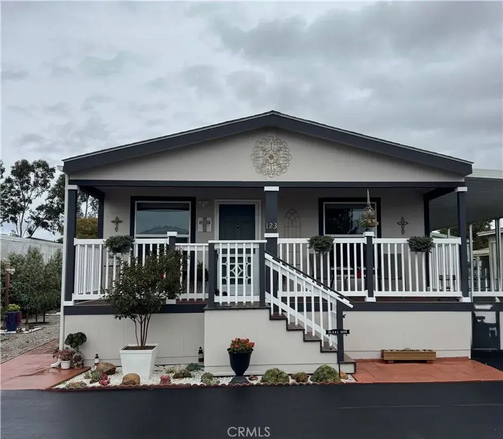3210 Santa Maria 123, Santa Maria