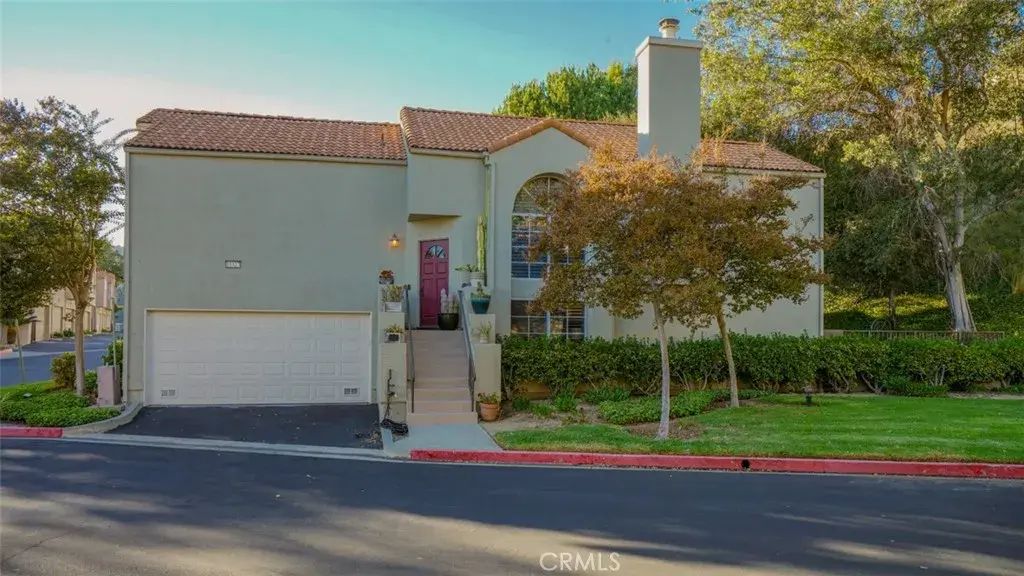 11327 Old Ranch, Chatsworth