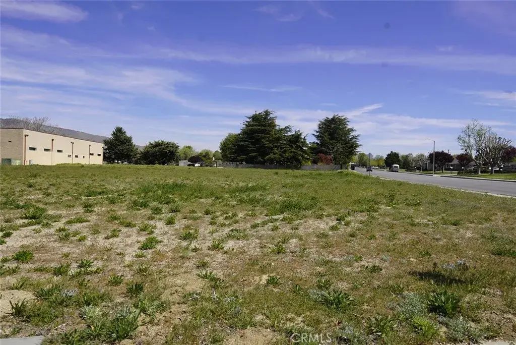 4 West E St, Tehachapi