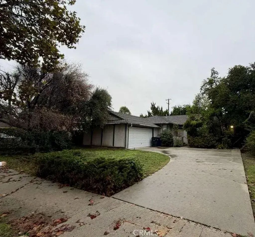 6651 Sausalito Avenue, West Hills
