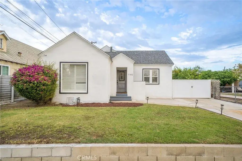 1140 N Towne Avenue, Pomona