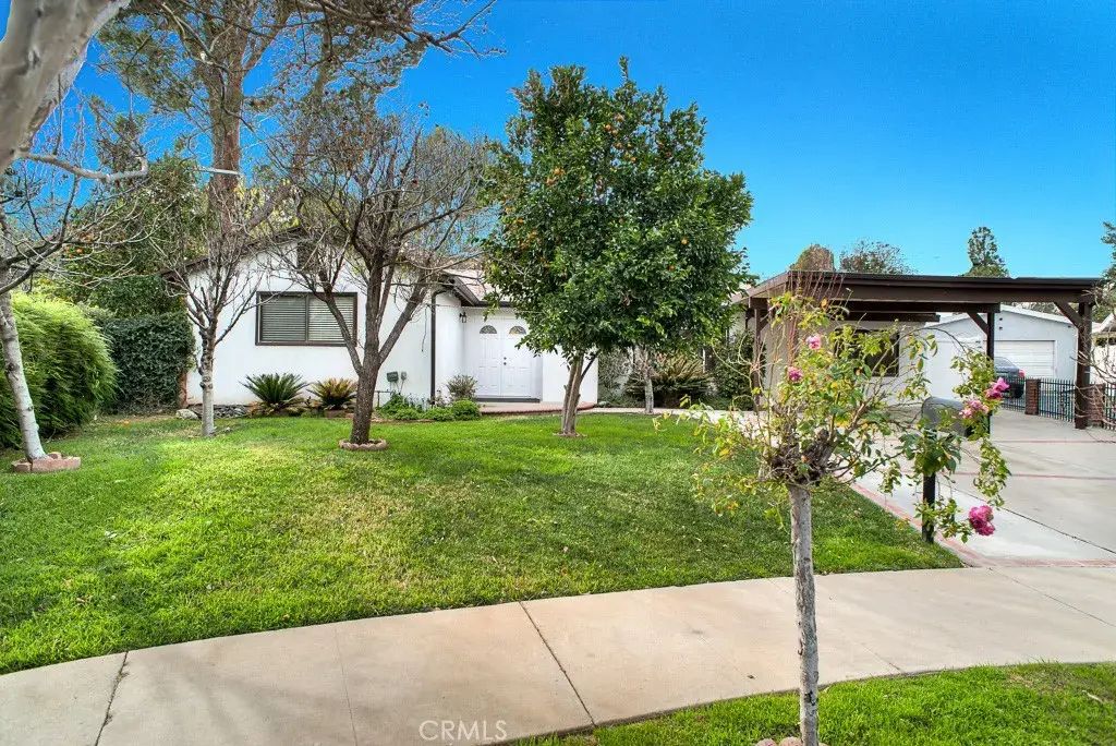 7527 Sedan Avenue, West Hills
