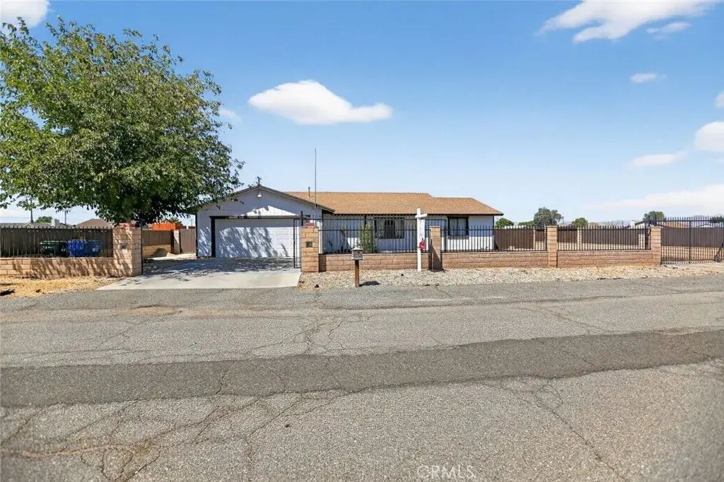 21101 Hacienda Boulevard, California City